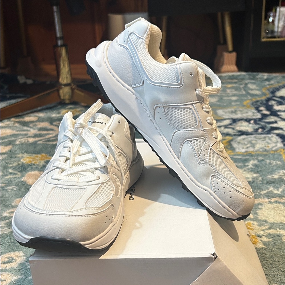 Women’s White Casual Sneakers - Lightweight Everyday Comfort